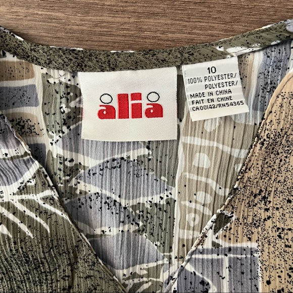 Vintage Boho Aztec Abstract Patterns Button Down Blouse Shirt - Picture 9 of 10